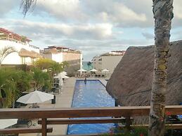 Very Good Vibes Apartmen in Pdc, Steps From Beach