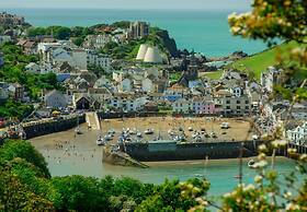 Cottage in Devon Near Tarka Trail & Beaches