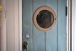 Watchtower Cottage in Cornwall, No Deposit