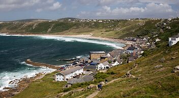 Watchtower Cottage in Cornwall, No Deposit