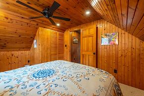Heart Soul Log Cabin Sanctuary w Walking Trails