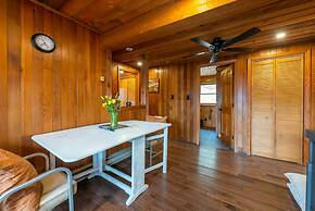 Heart Soul Log Cabin Sanctuary w Walking Trails