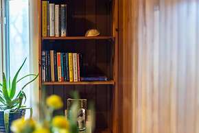 Heart Soul Log Cabin Sanctuary w Walking Trails