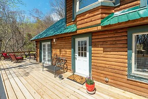 Heart Soul Log Cabin Sanctuary w Walking Trails