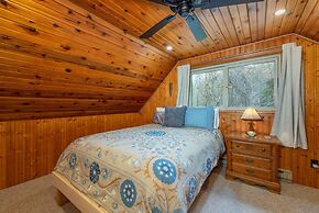 Heart Soul Log Cabin Sanctuary w Walking Trails