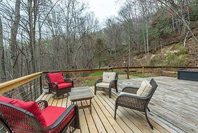 Heart Soul Log Cabin Sanctuary w Walking Trails