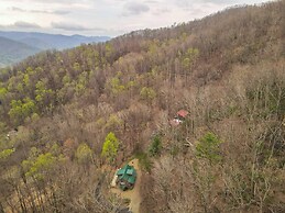 Heart Soul Log Cabin Sanctuary w Walking Trails