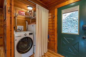 Heart Soul Log Cabin Sanctuary w Walking Trails