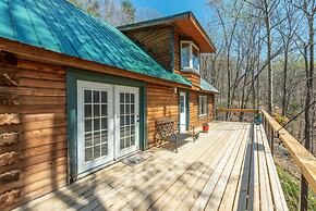 Heart Soul Log Cabin Sanctuary w Walking Trails