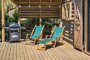 Lodge in Cornwall With Widemouth Bay Views