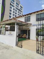 Hotel Mucho Lo Bueno