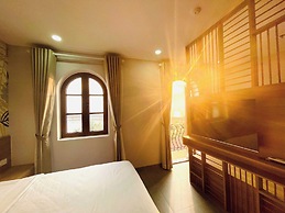 Atina Boutique Homestay