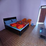 Aditya Guest House And Restaurant