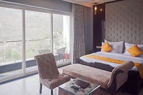 Sterling Kastoori Rudraprayag