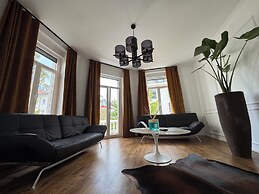 HLH - Luxus Familiensuite mit Terrasse