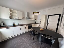 HLH - Luxus Familiensuite mit Terrasse