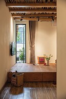 Amazing French VILLA Hoan Kiem Lake