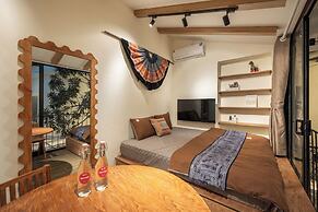 Amazing French VILLA Hoan Kiem Lake