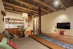 Amazing French VILLA Hoan Kiem Lake