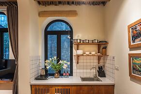 Amazing French VILLA Hoan Kiem Lake