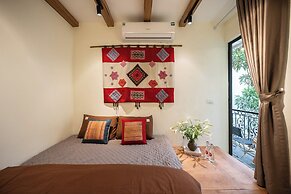 Amazing French VILLA Hoan Kiem Lake