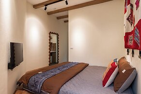 Amazing French VILLA Hoan Kiem Lake