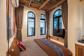 Amazing French VILLA Hoan Kiem Lake