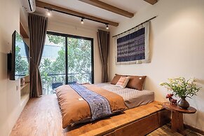 Amazing French VILLA Hoan Kiem Lake