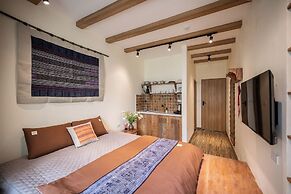 Amazing French VILLA Hoan Kiem Lake