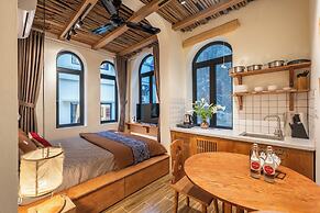 Amazing French VILLA Hoan Kiem Lake