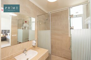 Prime Holidays Seashell