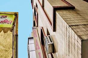 Hotel Raj Dx
