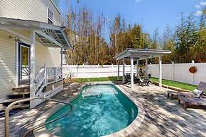 Rileys Retreat - 3BR 2BA Home With Private Pool and Gas Grill!