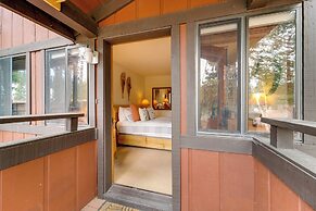 Hike, Golf & Ski: Cozy Tahoe City Condo!