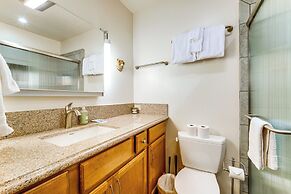 Hike, Golf & Ski: Cozy Tahoe City Condo!