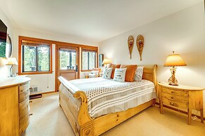 Hike, Golf & Ski: Cozy Tahoe City Condo!