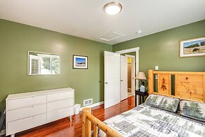 Deck w/ Hot Tub: Ashton 'cozy Cub Cabin'