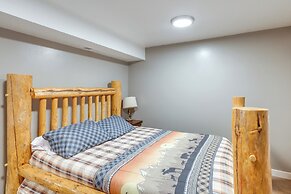 Deck w/ Hot Tub: Ashton 'cozy Cub Cabin'