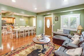 Deck w/ Hot Tub: Ashton 'cozy Cub Cabin'