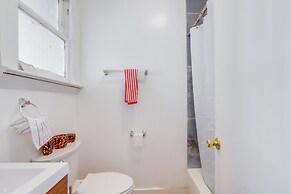 Walk to Ocean Grove Beach: Apt in New Jersey