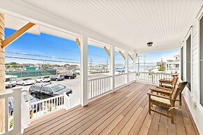 Steps From Sand & Fun: Beach Haven Retreat w/ Pool