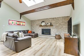 1/2 Mi to Boat Ramp: Lake Wallenpaupack Retreat!