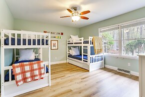 1/2 Mi to Boat Ramp: Lake Wallenpaupack Retreat!