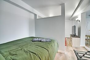 1 Mi to Story Land: Mtn-view Gem in Bartlett!