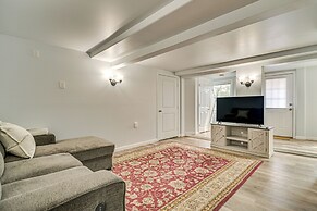 1 Mi to Story Land: Mtn-view Gem in Bartlett!