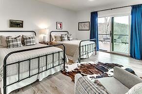 Deck & Mountain Views: 'black Chalet' in Glenville