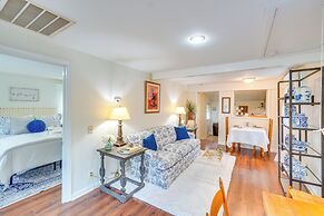 Hike, Sip & Explore: Charming Waterford Cottage!