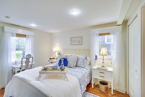 Hike, Sip & Explore: Charming Waterford Cottage!