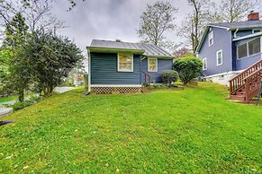 Hike, Sip & Explore: Charming Waterford Cottage!