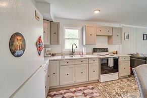 15 Mi to Raystown Lake: Riddlesburg Getaway!